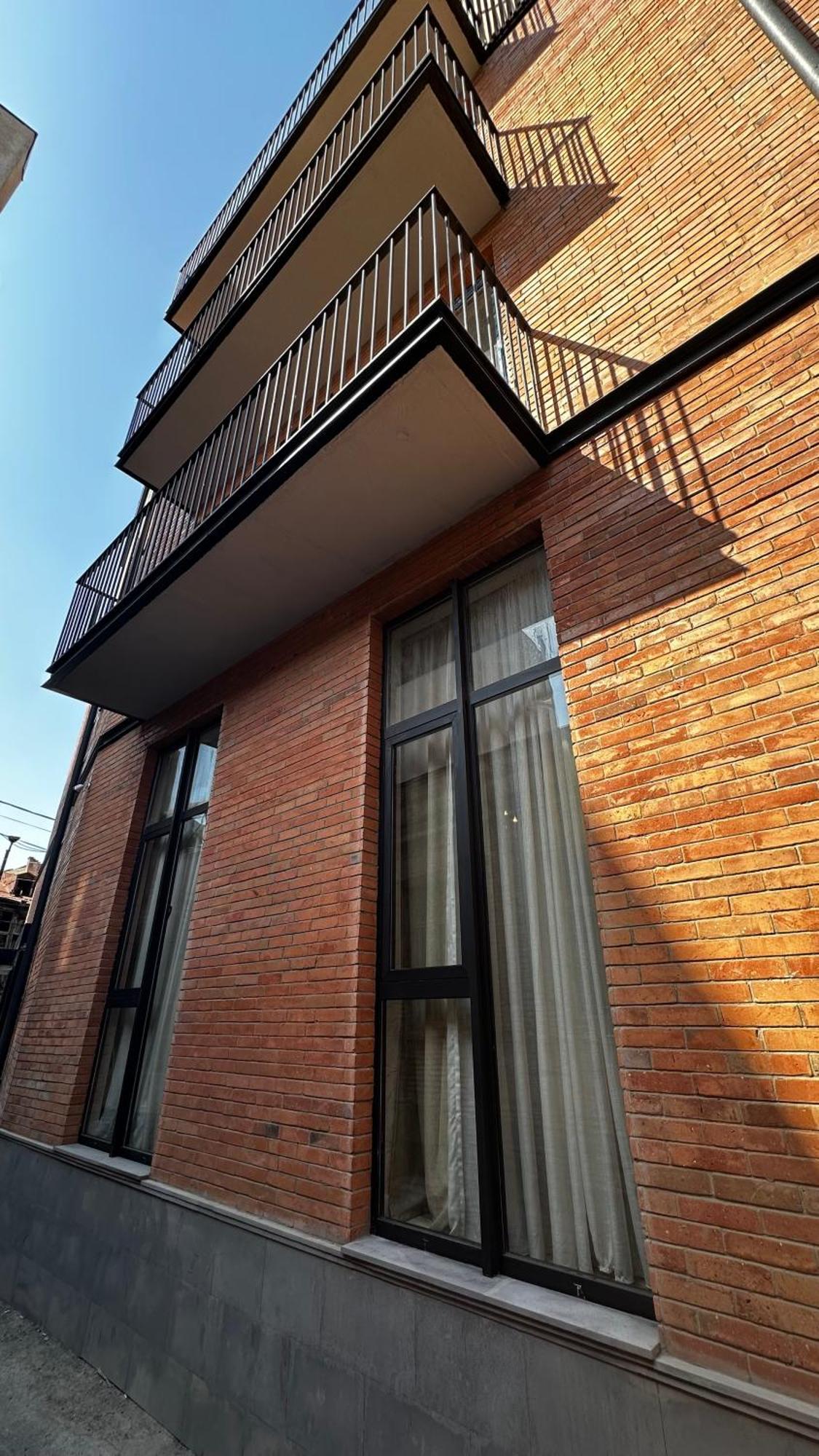 Made With Love Apartment Tbilisi Esterno foto