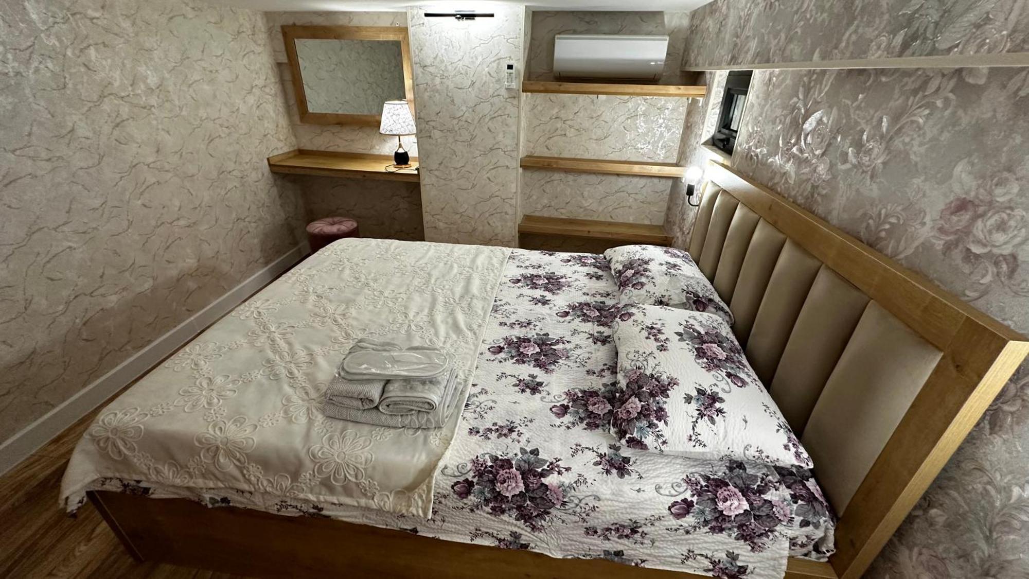 Made With Love Apartment Tbilisi Esterno foto