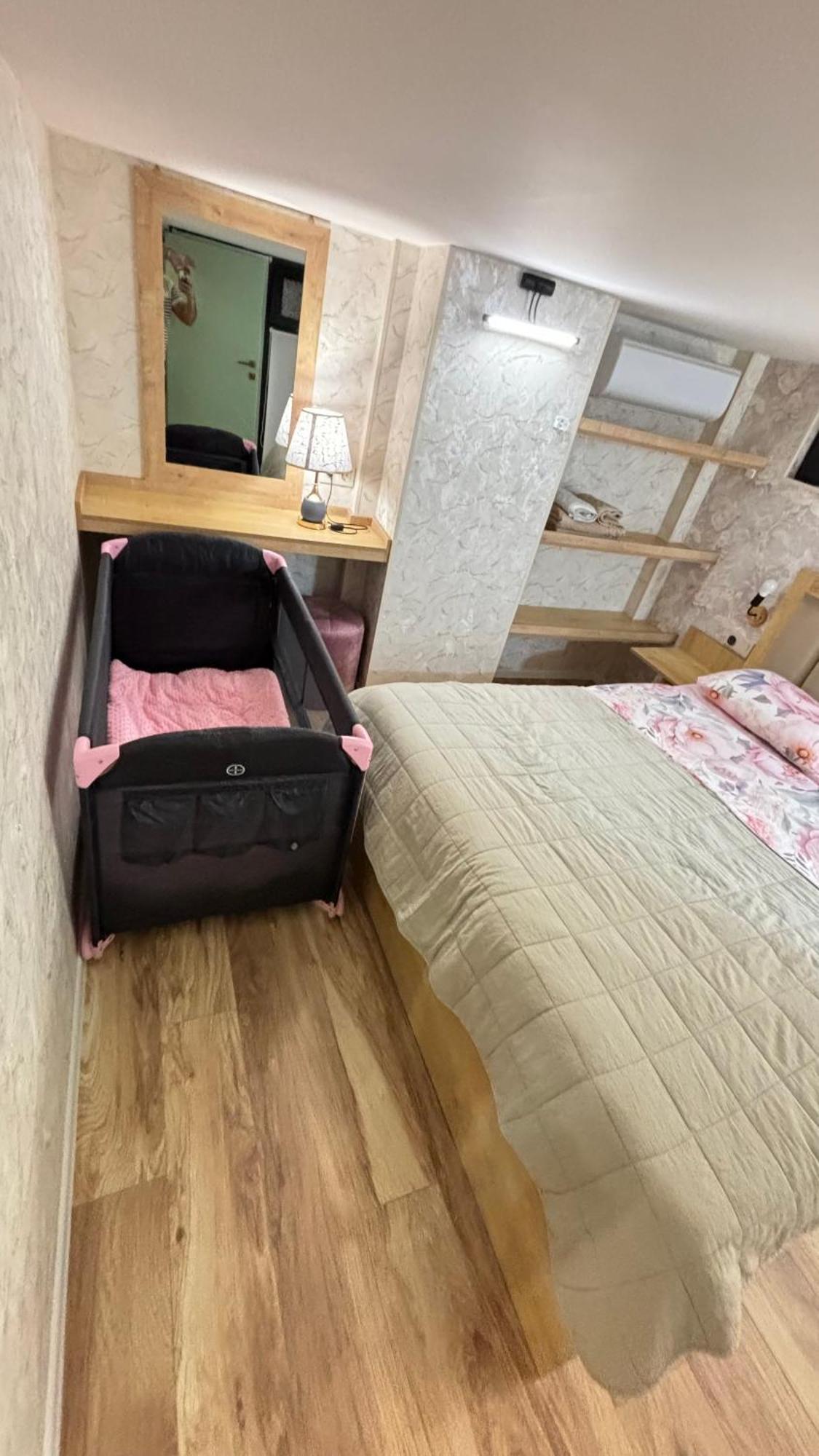 Made With Love Apartment Tbilisi Esterno foto